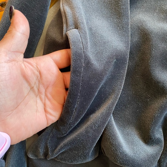 Nike Sportswear Women’s  Velour Velvet Jacket Large - Picture 7 of 10